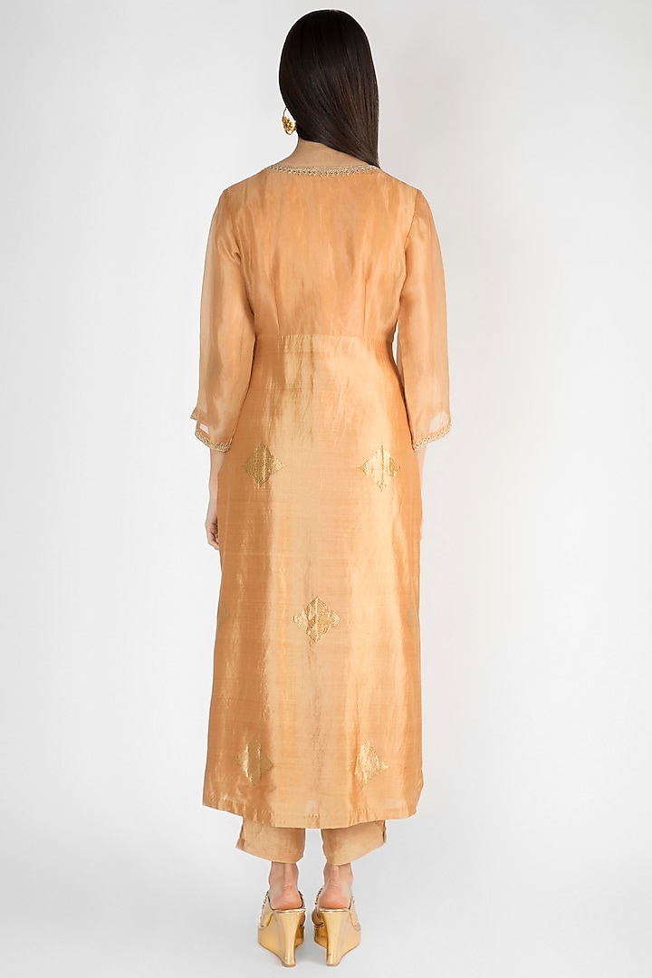 Beige Embroidered Kurta With Pants by Ekru by Ekta and Ruchira at Pernia's Pop Up Shop
