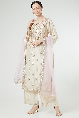 Ivory Embroidered Kurta Set by Ekta Singh