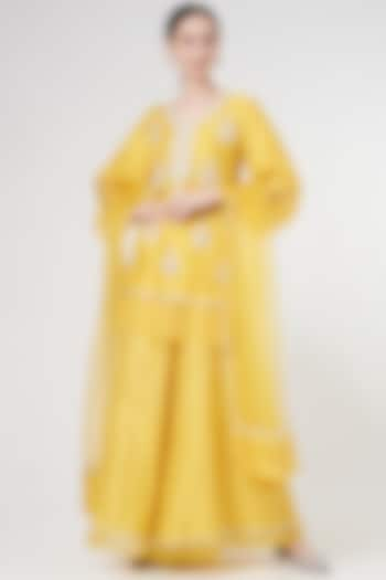 Yellow Embroidered Sharara Set by Ekta Singh