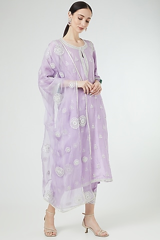 Lilac Embroidered Pakistani Kurta Set by Ekta Singh