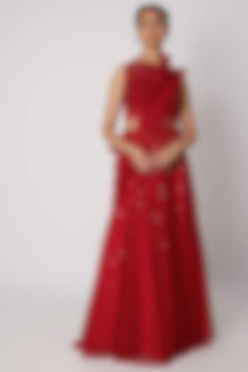 Red Embroidered Net Wedding Lehenga Set by Ekta Singh at Pernia's Pop Up Shop