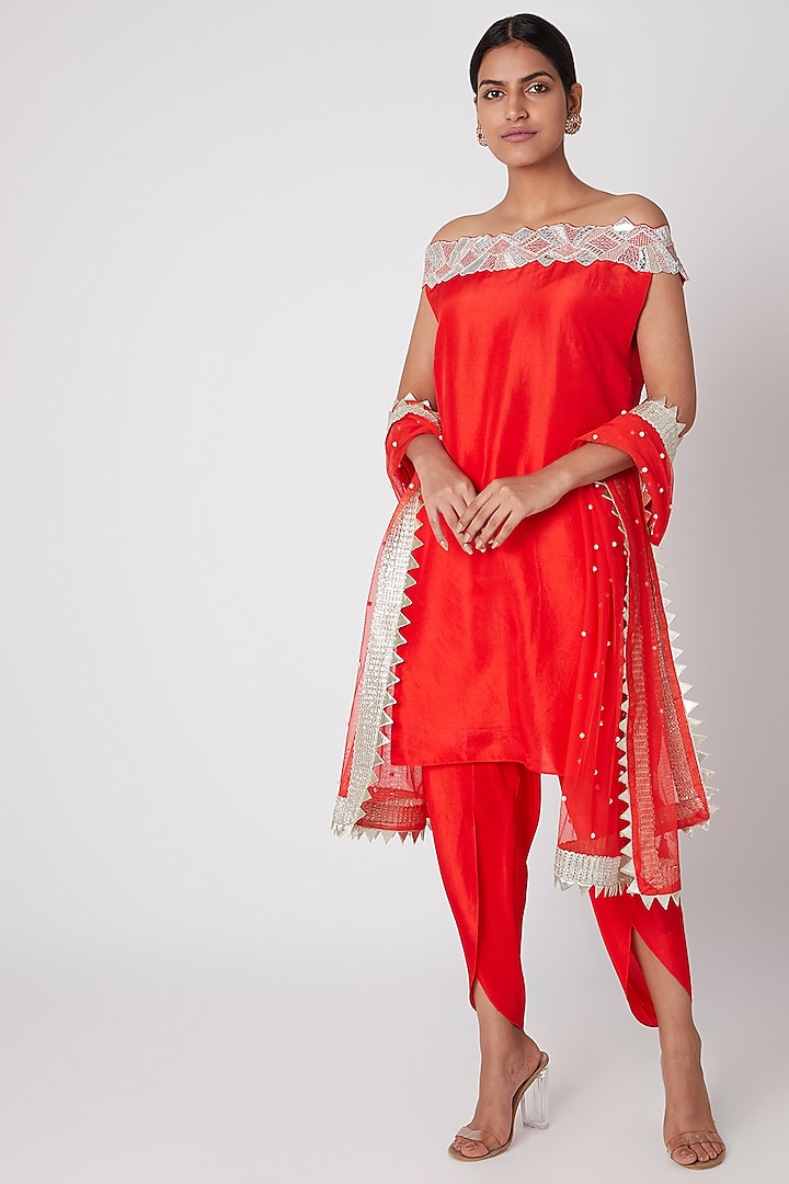 Red Embroidered Off Shoulder Kurta Set by Ekta Singh