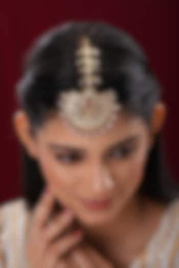 Gold Finish Kundan Polki & Pink Stone Maangtikka by EKATHVA JAIPUR at Pernia's Pop Up Shop