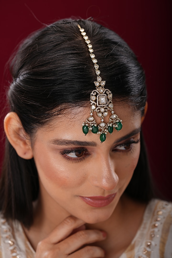 Gold Finish Kundan Polki & Green Stone Maangtikka by EKATHVA JAIPUR at Pernia's Pop Up Shop