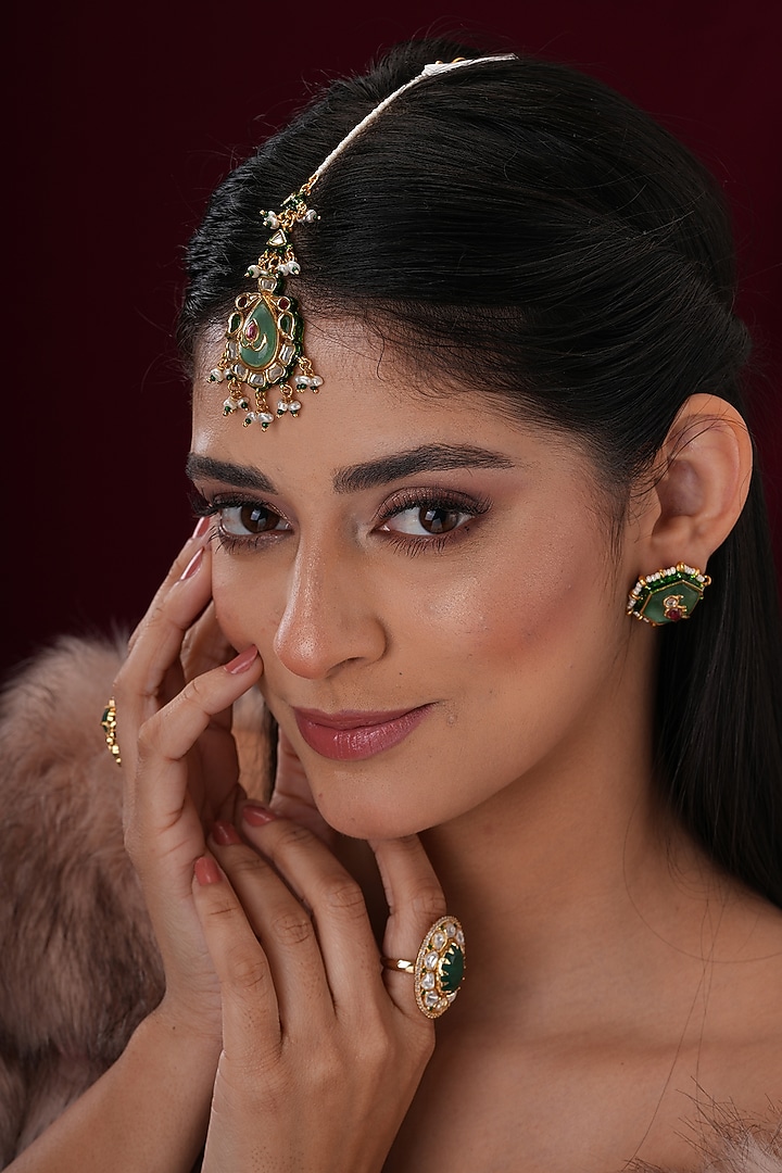 Gold Finish Kundan Polki & Green Stone Maangtikka by EKATHVA JAIPUR at Pernia's Pop Up Shop