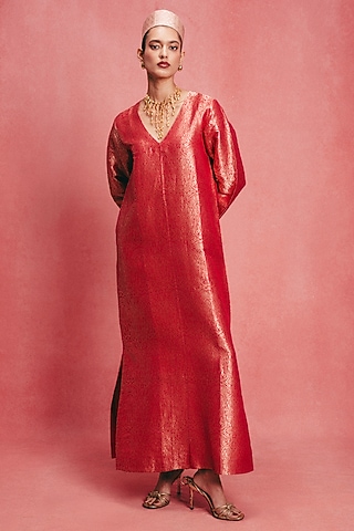 Pink Handwoven Banarasi Kaftan by Ekaya