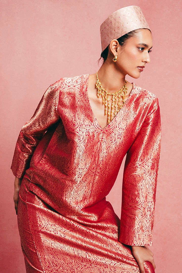Pink Handwoven Banarasi Kaftan by Ekaya at Pernia's Pop Up Shop