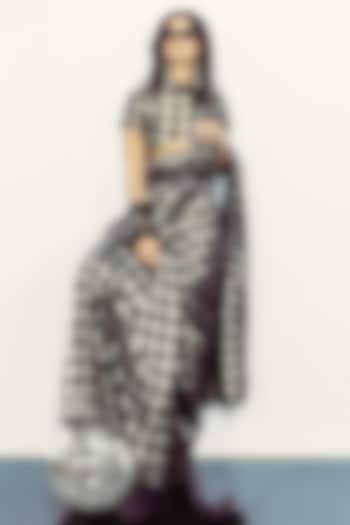 Black & Silver Pure Silk Houndstooth Handwoven Wedding Saree Set by Ekaya at Pernia's Pop Up Shop