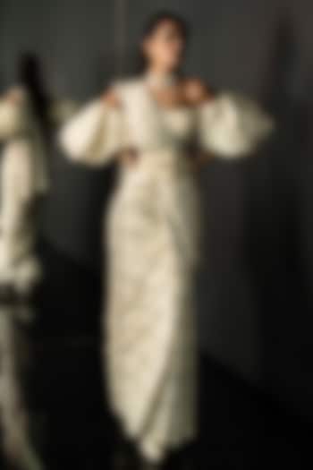 Vanilla White Pure Silk Banarasi Cutwork Handwoven Party Wear Saree Set by Ekaya at Pernia's Pop Up Shop