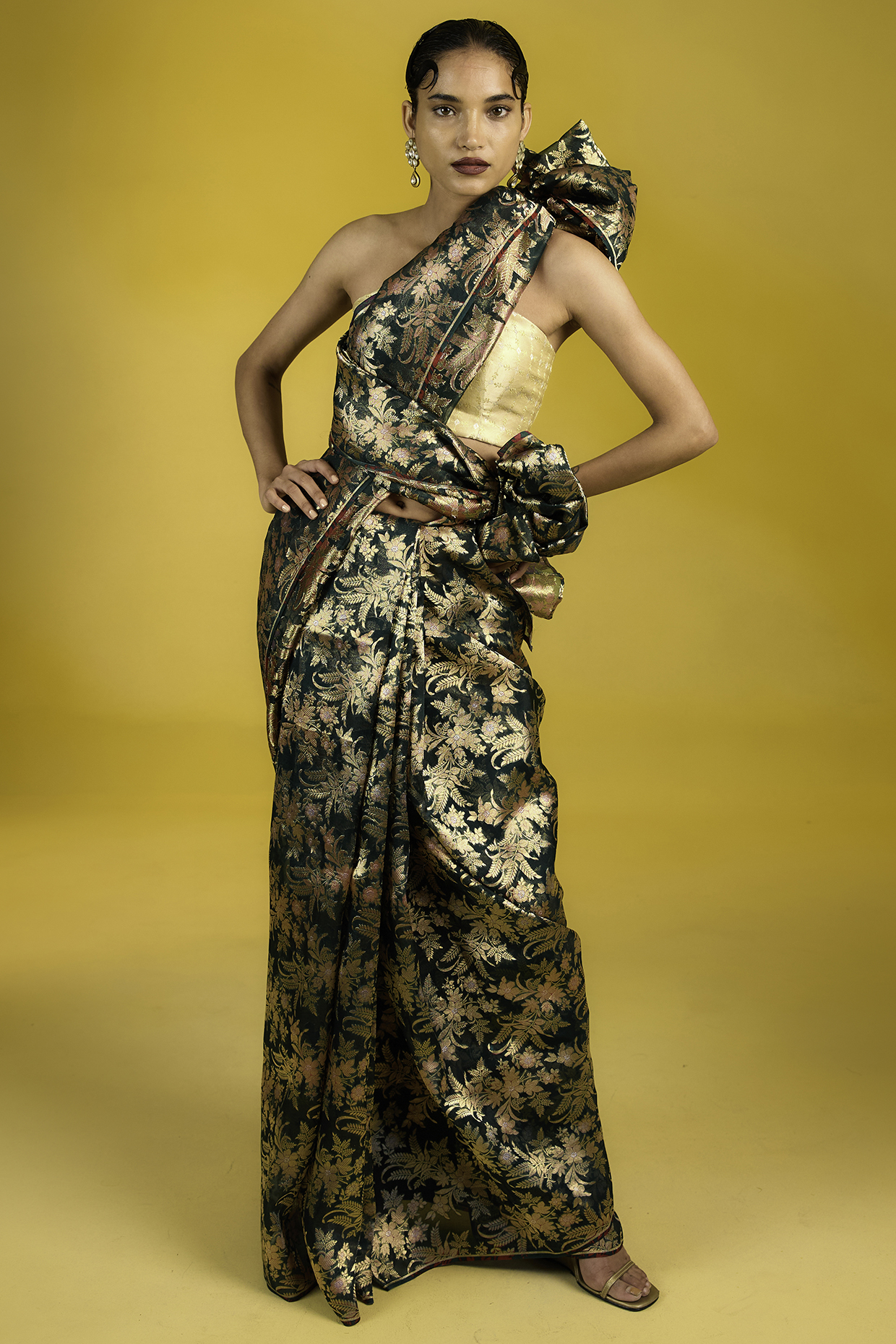 Bottle Green Kora Tissue Hand-Dyed Handwoven Wedding Saree Set by Ekaya at Pernia's Pop Up Shop