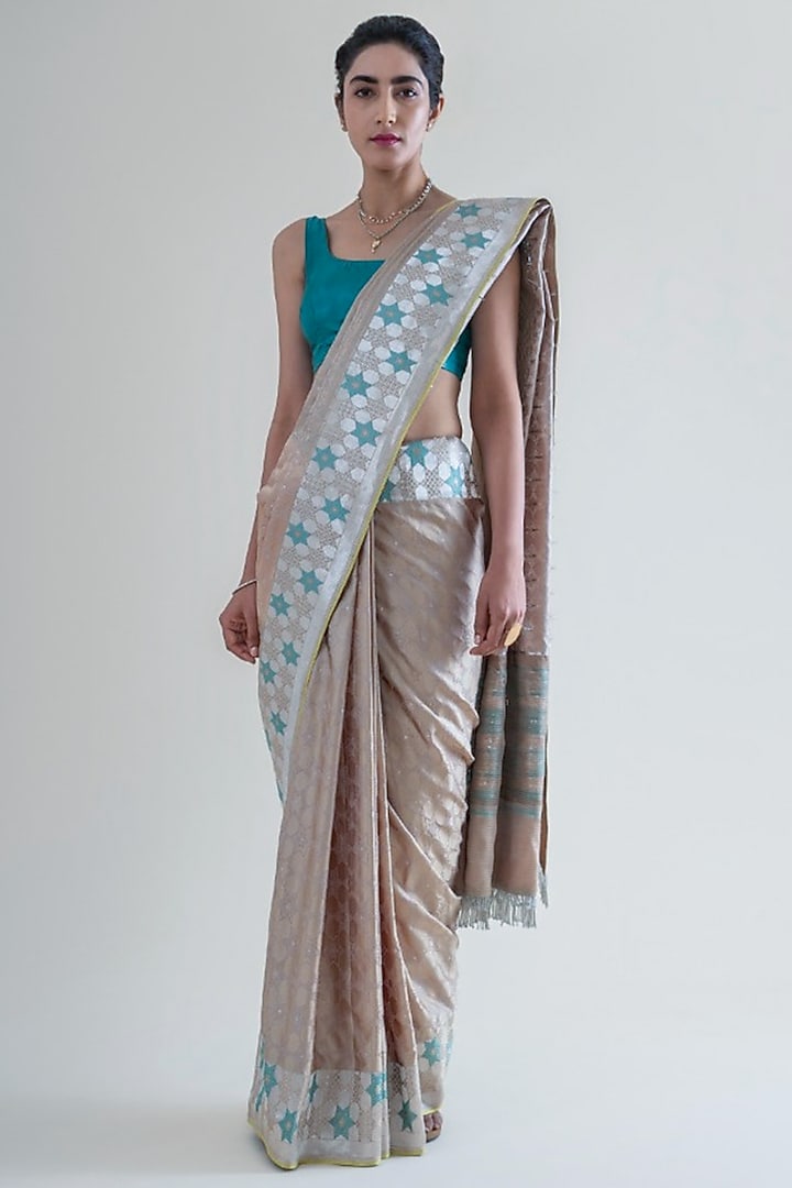 Champagne Gold Handwoven Saree Set by Ekaya