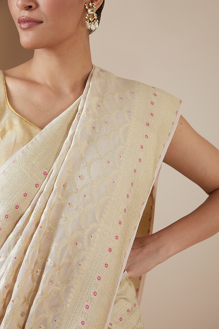 White Handwoven Georgette & Silk Embroidered Party Wear Saree Set by Ekaya at Pernia's Pop Up Shop