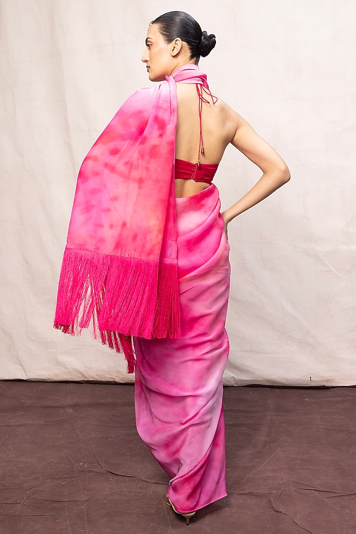 Pink Ombre Chiffon Digital Printed Handwoven Party Wear Saree Set by Ekaya at Pernia's Pop Up Shop