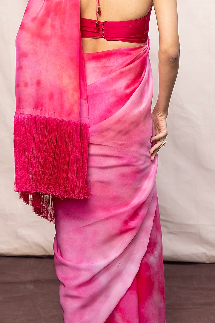 Pink Ombre Chiffon Digital Printed Handwoven Party Wear Saree Set by Ekaya at Pernia's Pop Up Shop
