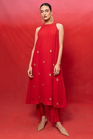 Red Georgette Embroidered Handwoven Kurta Set by Ekaya