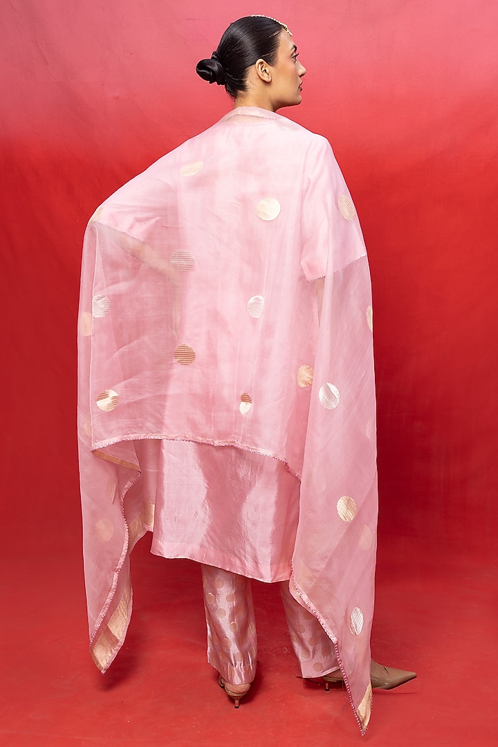 Pink Silk Banarasi Handwoven Cutwork Kurta Set by Ekaya at Pernia's Pop Up Shop