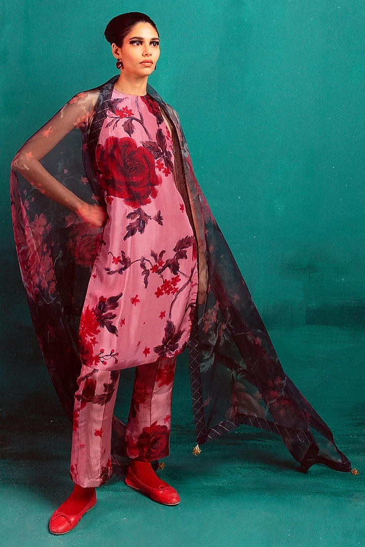 Cherry Pink Silk Floral Printed Kurta Set by Ekaya at Pernia's Pop Up Shop