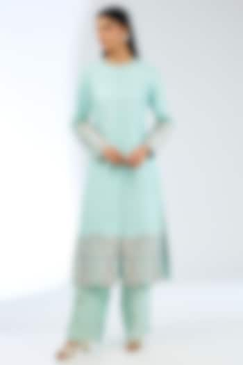 Sae Green Silk Handwoven Kurta Set by Ekaya at Pernia's Pop Up Shop