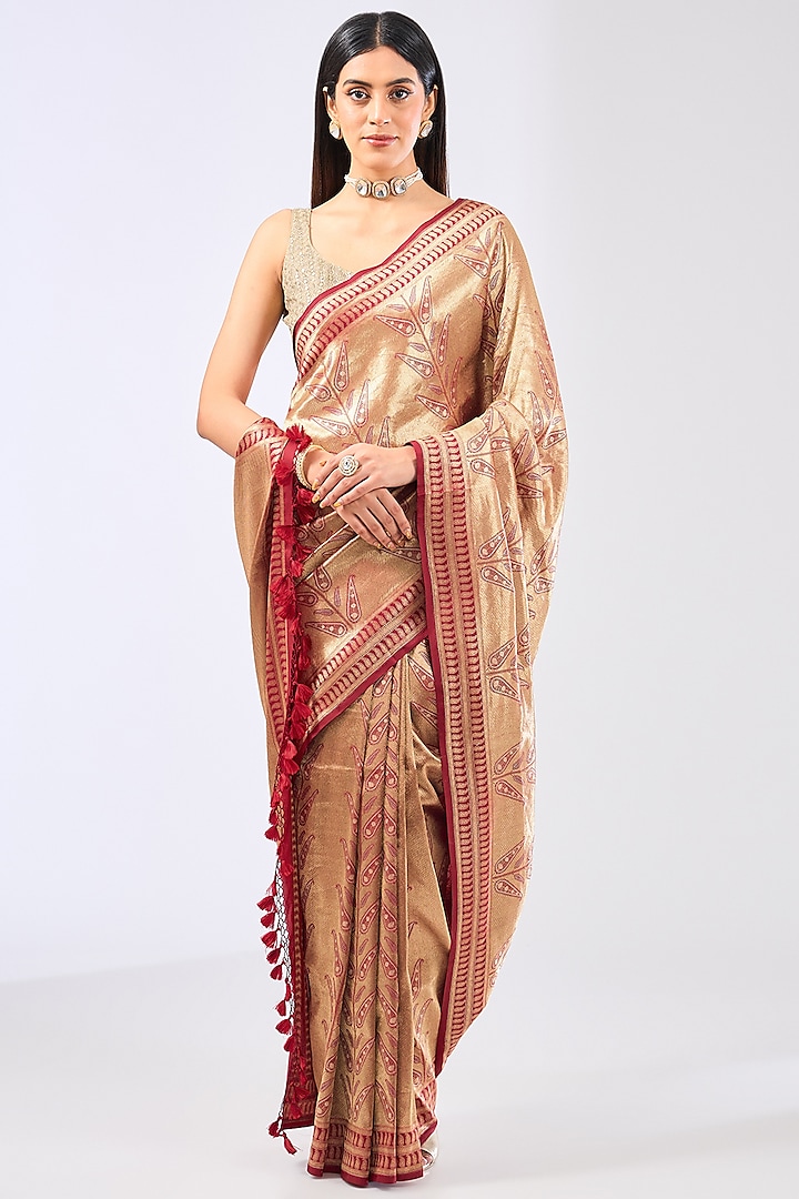 Maroon Silk Handwoven Saree Set by Ekaya