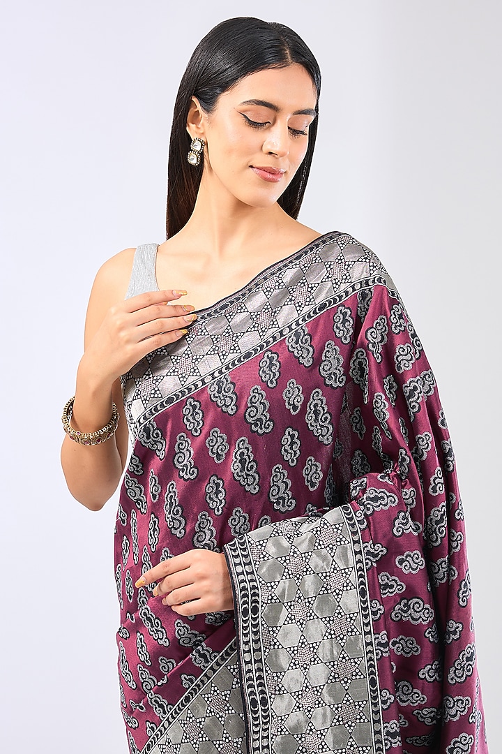 Maroon Silk Handwoven Wedding Saree Set by Ekaya at Pernia's Pop Up Shop