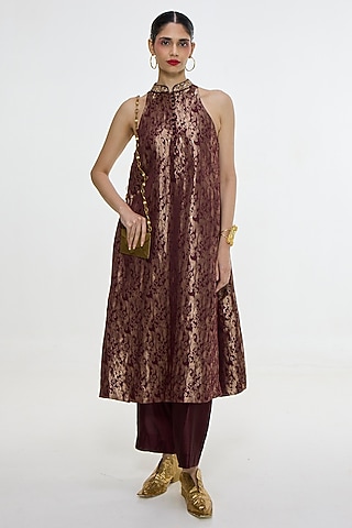 Red Pure Satin Silk Banarasi Kurta Set by Ekaya