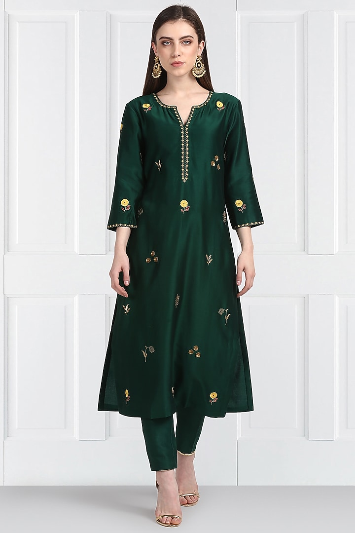 Green Embroidered Rayon Straight Kurta Set