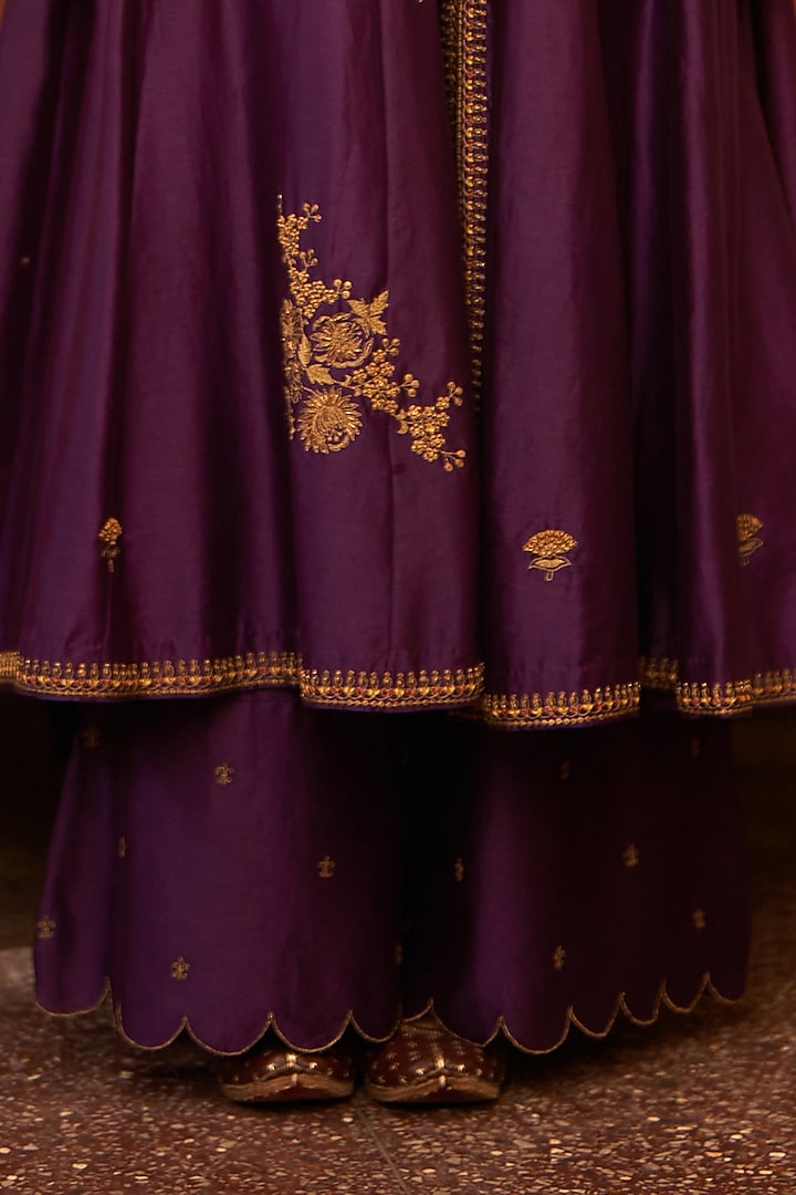 Royal Purple Silk Chanderi Zari & Sequins Embroidered Kalidar Kurta Set by Label Earthen at Pernia's Pop Up Shop