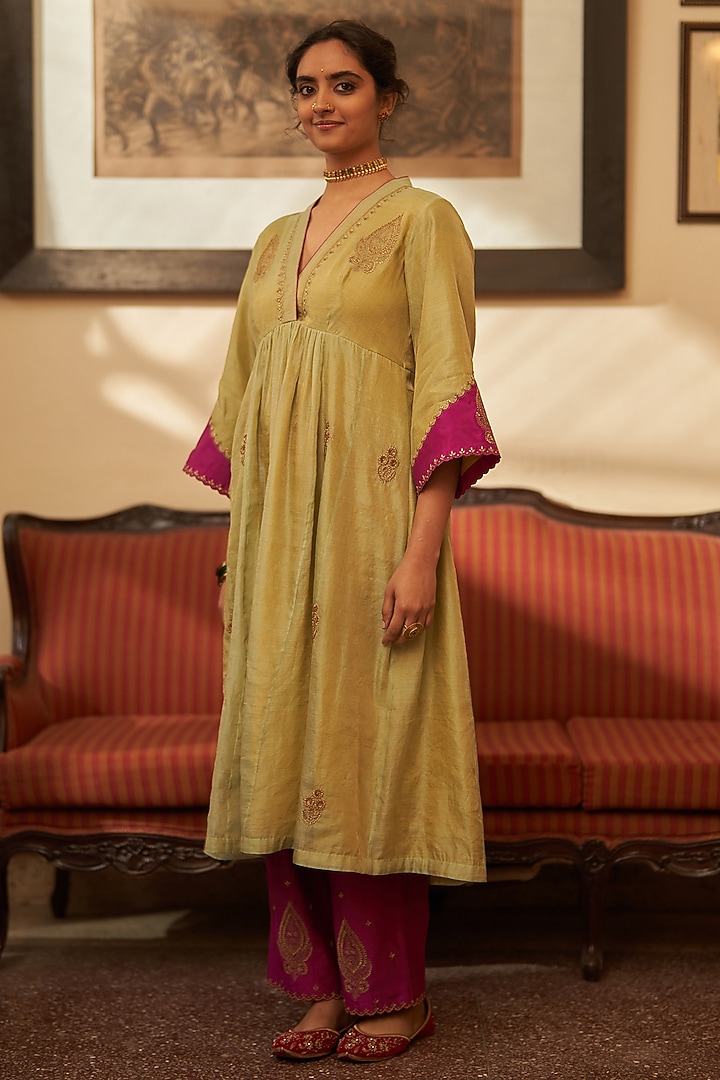 Pista Green Tissue Silk Zari Embroidered Kurta Set by Label Earthen at Pernia's Pop Up Shop