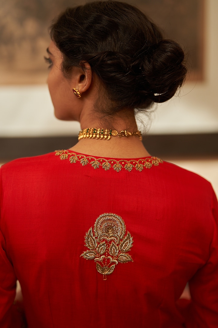 Red Velvet Zardosi Hand Embroidered Kurta Set by Label Earthen at Pernia's Pop Up Shop
