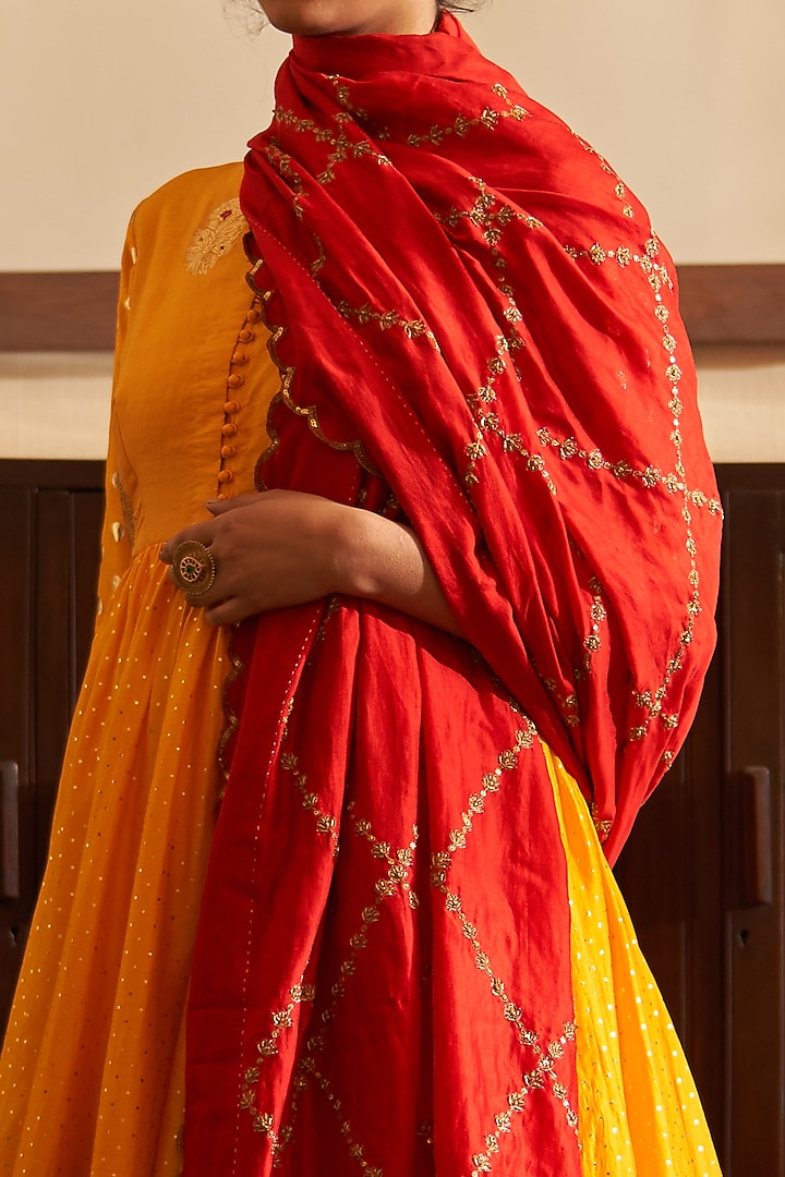 Red Chiniya Silk Wedding Sharara Set by Label Earthen at Pernia's Pop Up Shop