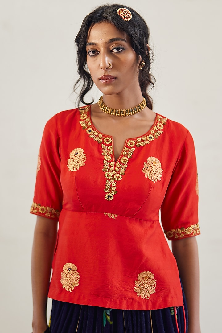 Blue Silk Velvet Wedding Lehenga Set by Label Earthen at Pernia's Pop Up Shop