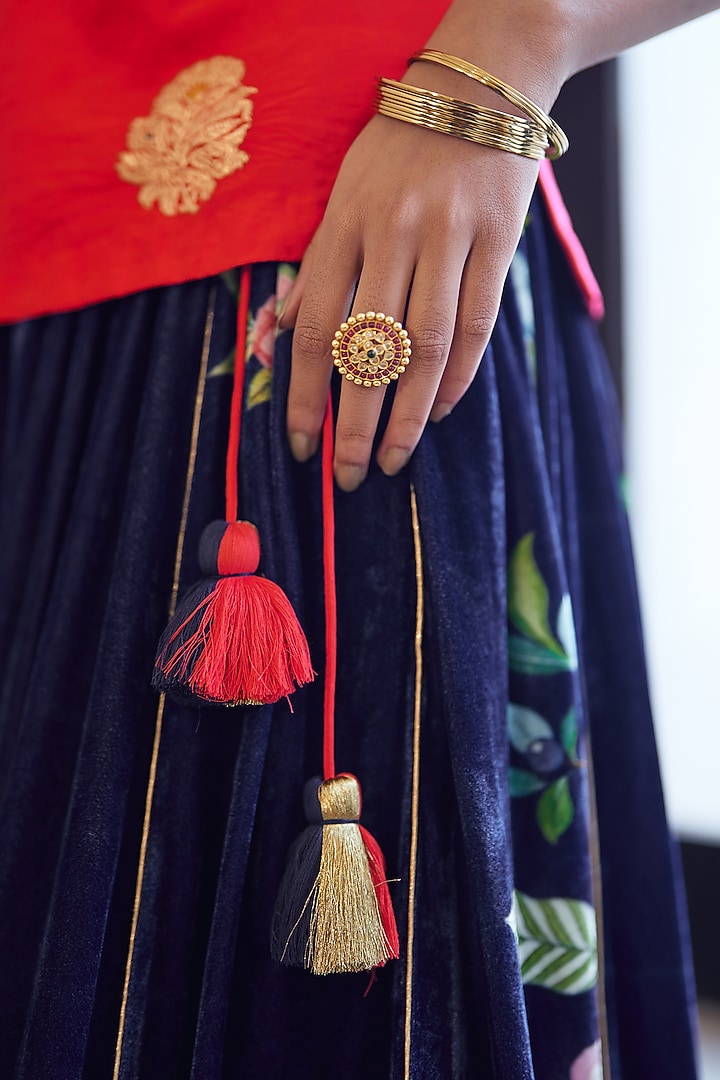 Blue Silk Velvet Wedding Lehenga Set by Label Earthen at Pernia's Pop Up Shop