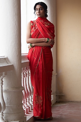 Red Chiniya Silk Zardosi Work Saree Set by Label Earthen