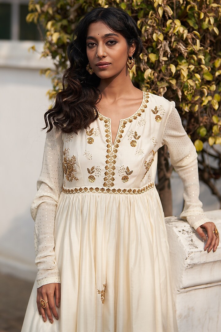 Ivory Tissue Wedding Sharara Set by Label Earthen at Pernia's Pop Up Shop
