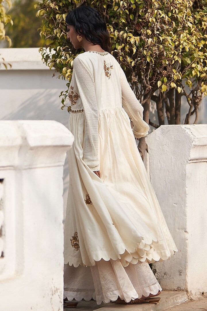 Ivory Tissue Wedding Sharara Set by Label Earthen at Pernia's Pop Up Shop
