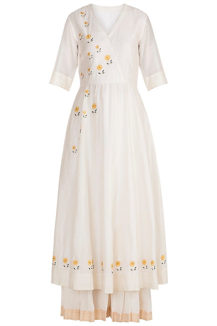 White Embroidered Anarkali With Palazzo Pants by Label Earthen