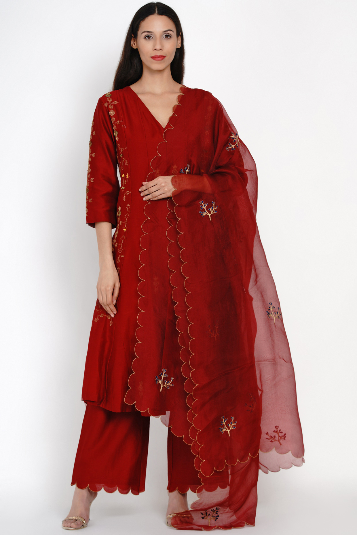Maroon Embroidered Kalidar Kurta Set by Label Earthen at Pernia's Pop Up Shop