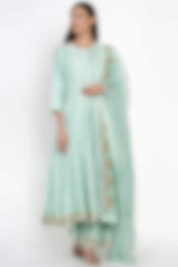 Mint Green Embroidered Kurta Set by Label Earthen