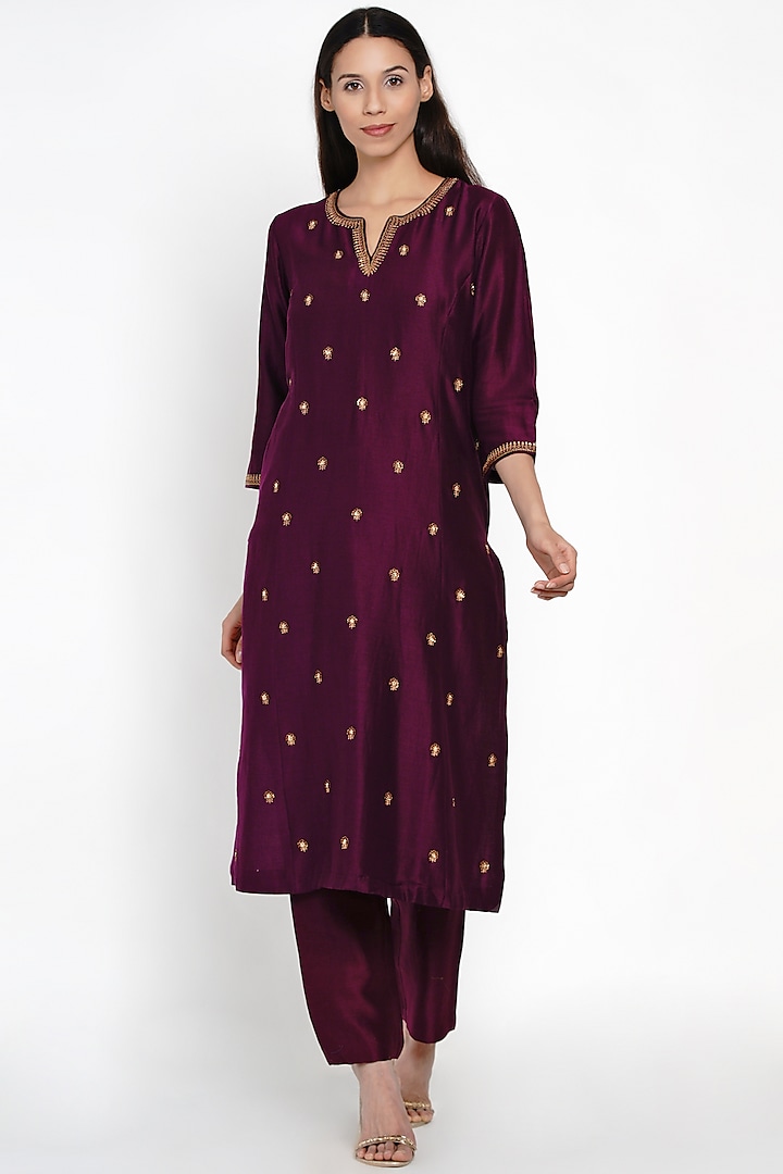 Purple Embroidered Kurta With Pants by Label Earthen
