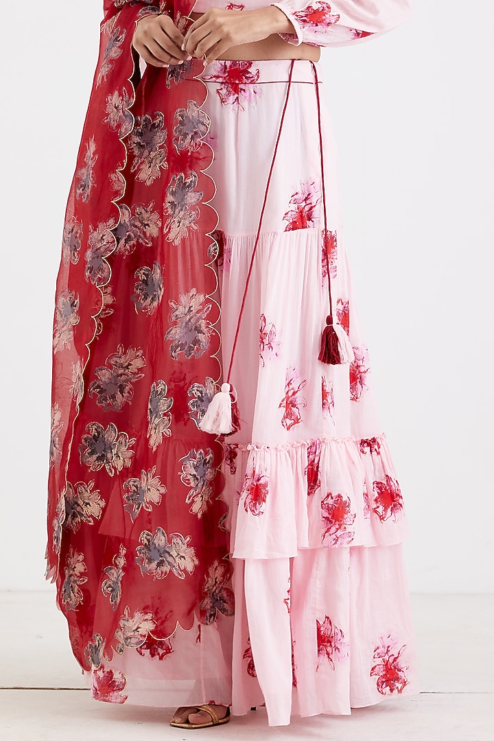 Baby Pink Printed Lehenga Set by Label Earthen at Pernia's Pop Up Shop