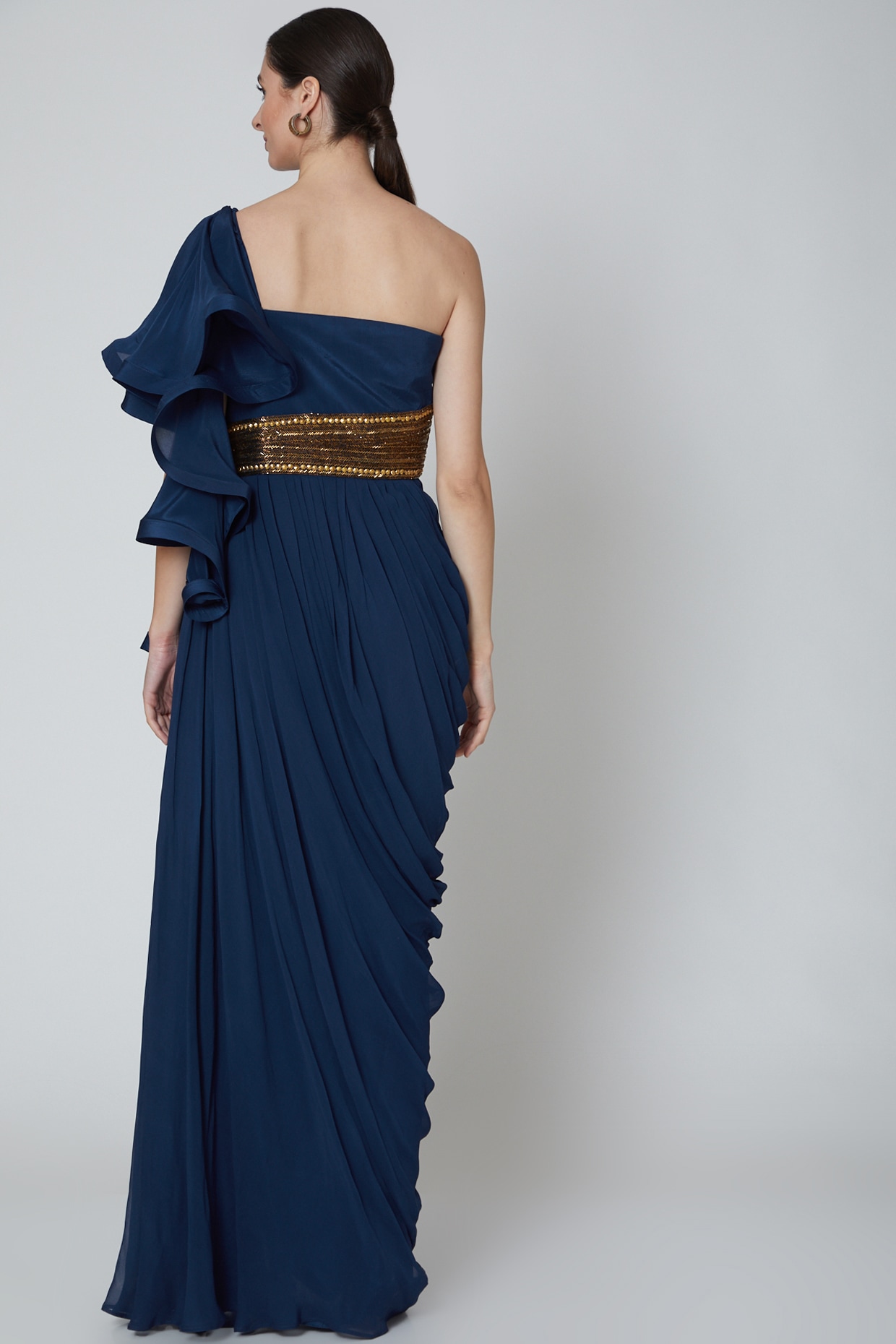 RUTBA KHAN inspired Pre Draped Saree with Cape for Women -FOF0001RWS –  www.soosi.co.in