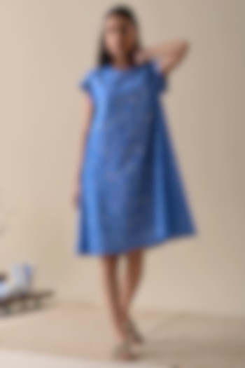 Blue Cotton Printed Knee-Length Dress by Kanelle