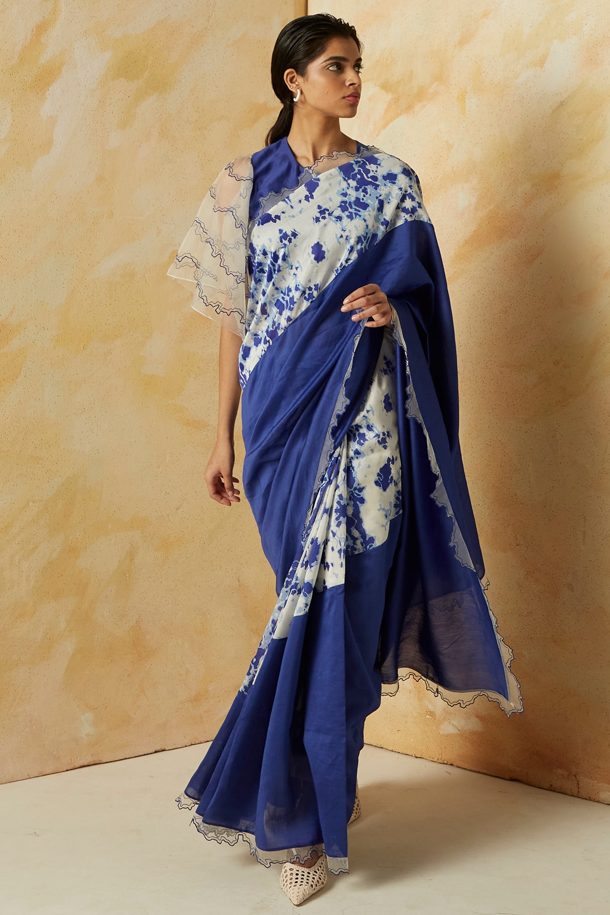 Buy Latest Navy Blue Color Indian Saree Online at Best Price