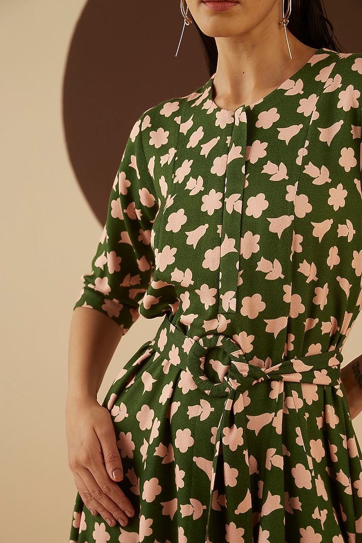 Green Printed Loop Belt by Kanelle at Pernia's Pop Up Shop
