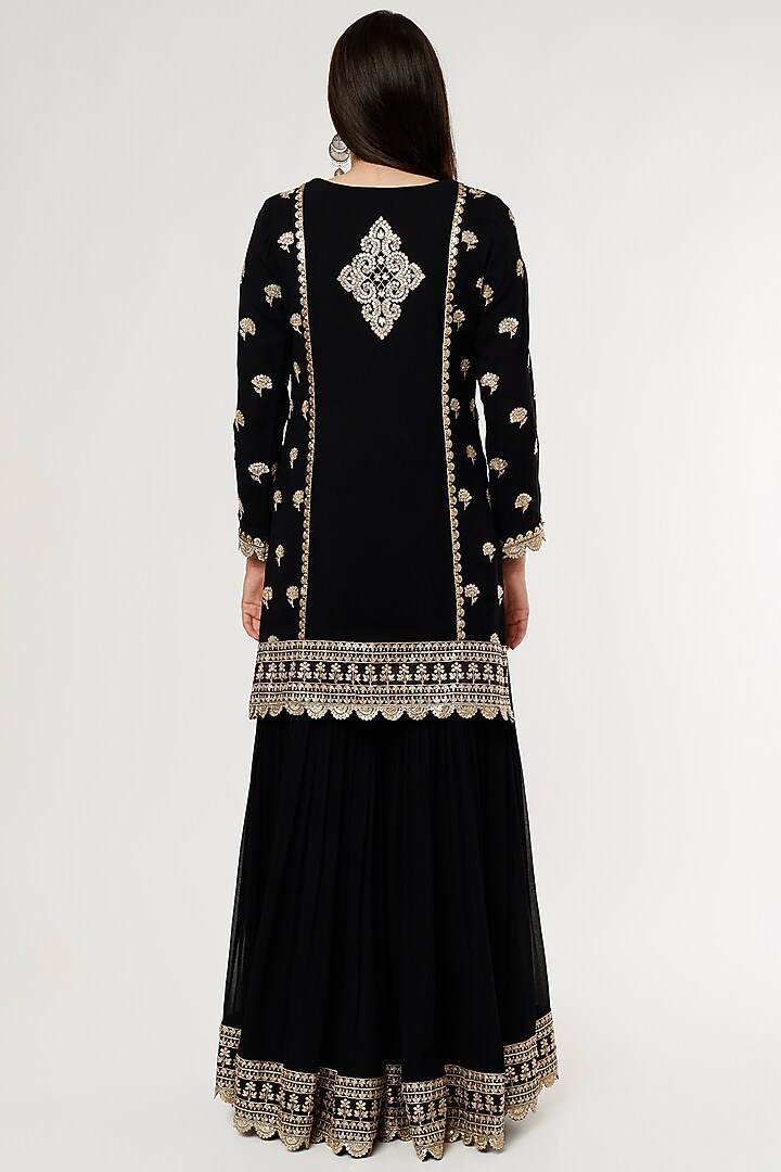 Black Embroidered Gharara Set by Empress by Arefa at Pernia's Pop Up Shop