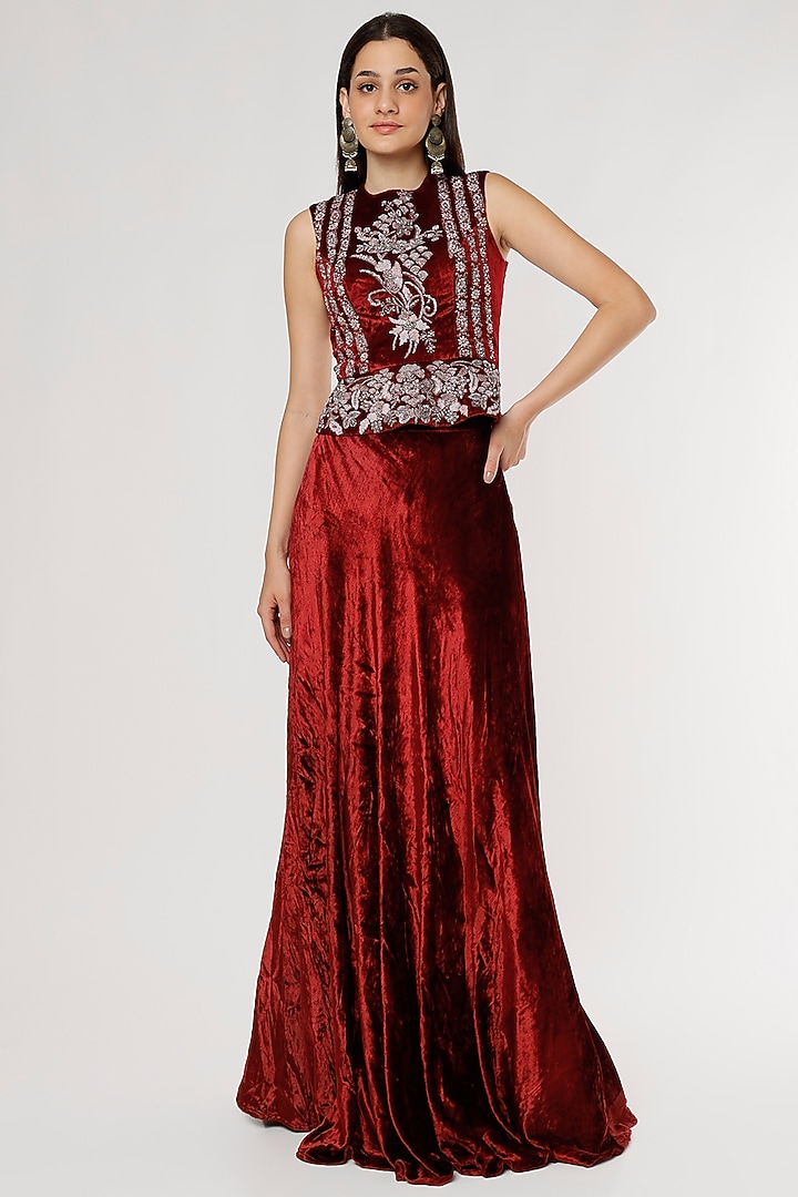 Maroon Velvet Wedding Lehenga Set by Empress by Arefa at Pernia's Pop Up Shop