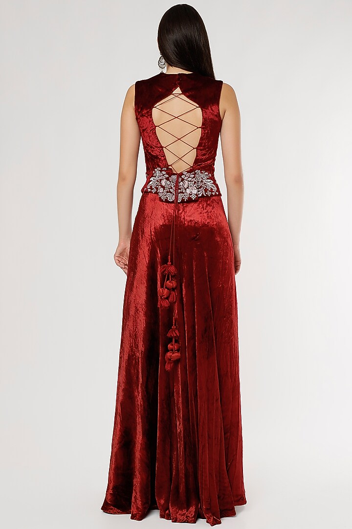 Maroon Velvet Wedding Lehenga Set by Empress by Arefa at Pernia's Pop Up Shop