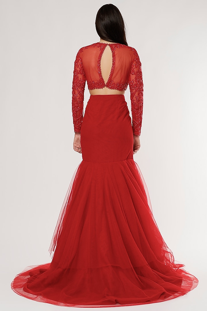 Red Net & Crepe Silk Fish-Cut Wedding Lehenga Set by Empress by Arefa at Pernia's Pop Up Shop