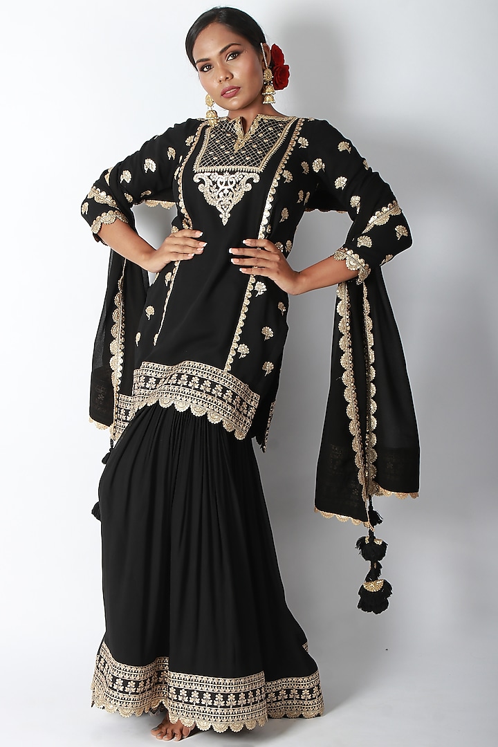 Black Embroidered Gharara Set by Empress by Arefa