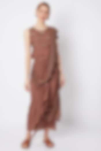 Plum Modal Silk Metallic Embroidered Skirt Saree Set by EnEch By Nupur Harwani